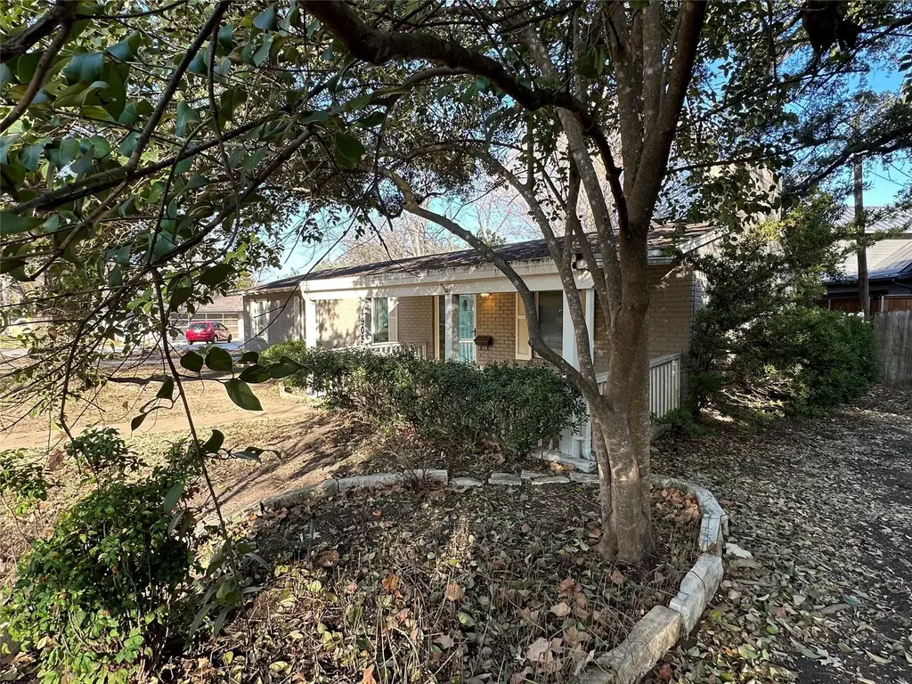 4905 Placid Place, Austin