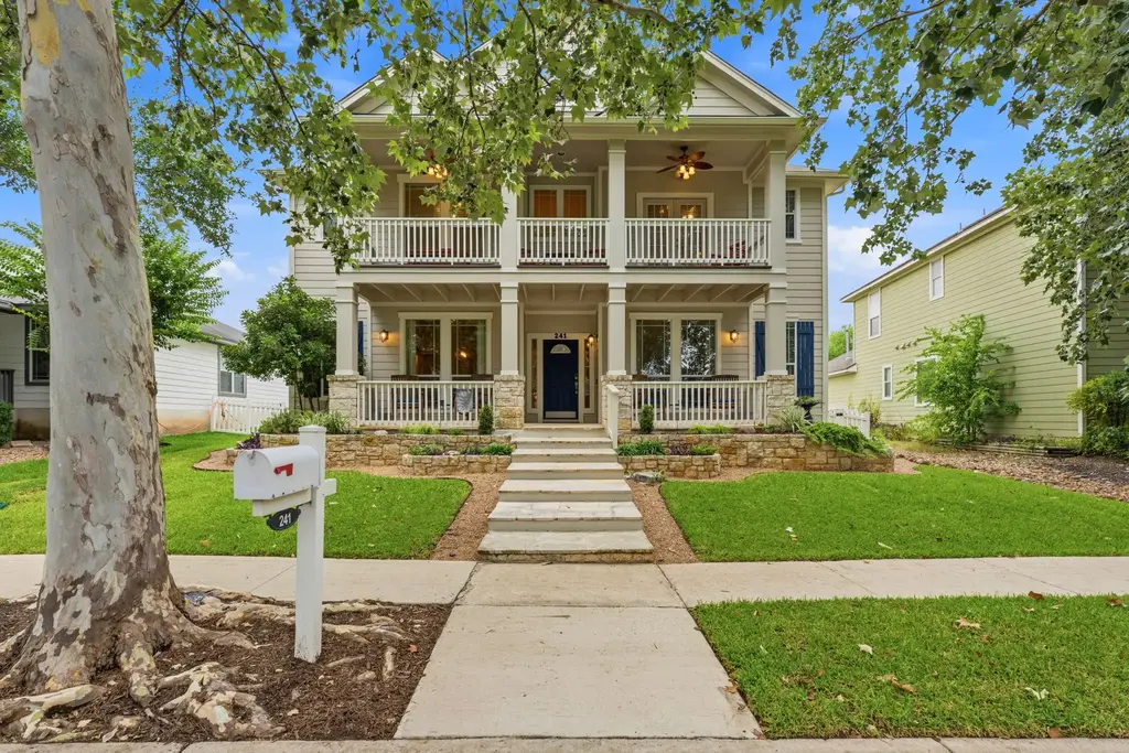 241 Skinner, Kyle
