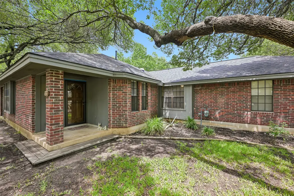 606 Prize Oaks Drive, Cedar Park