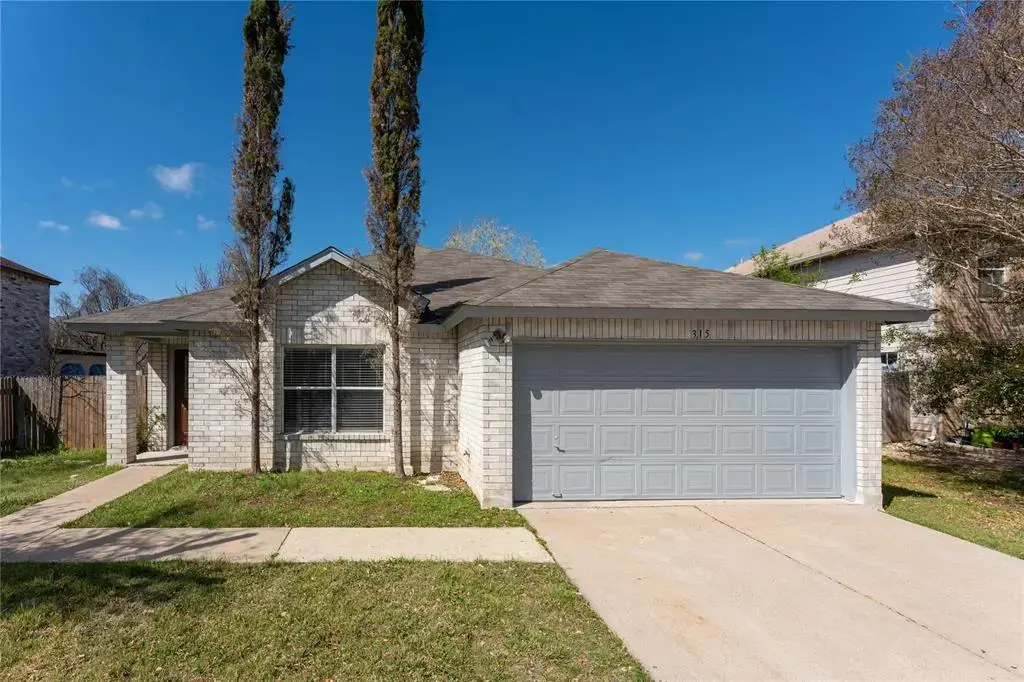 315 E Bello Drive E, Leander