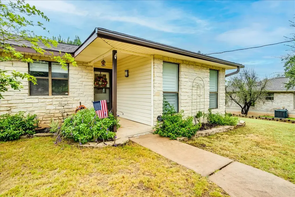 104 Clear Springs Road, Georgetown