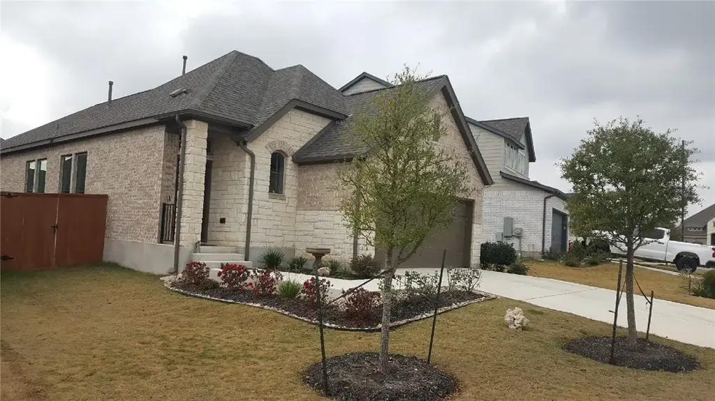 212 Freeman Loop, Liberty Hill