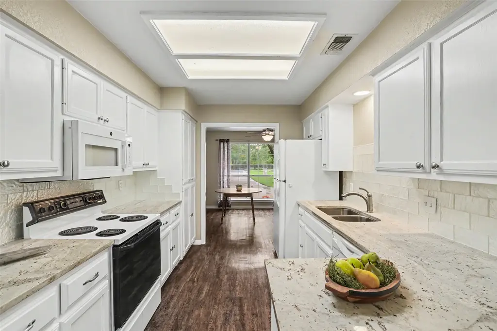 110 Rockwood Pass, Georgetown
