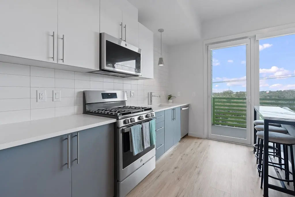 4004 Banister Lane 301, Austin