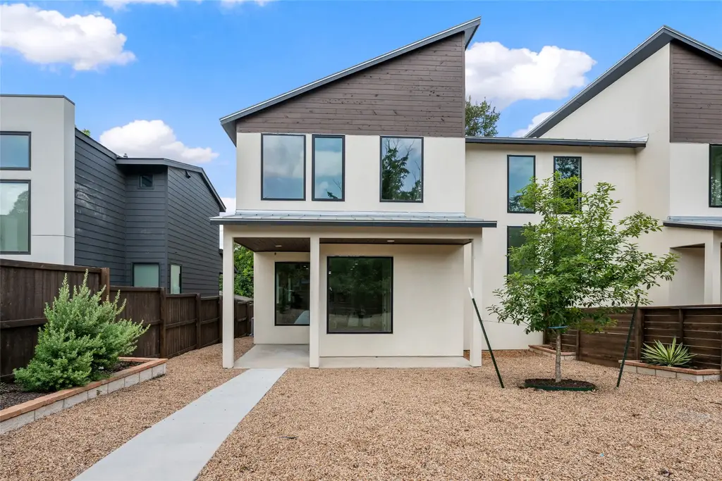 4324 Airport Boulevard B, Austin