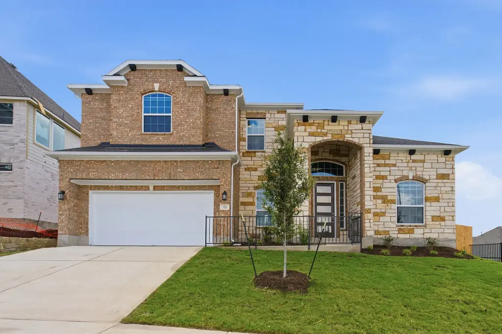 301 Ginger Street, Buda