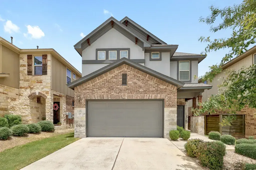 3651 Sandy Brook Drive 229, Round Rock