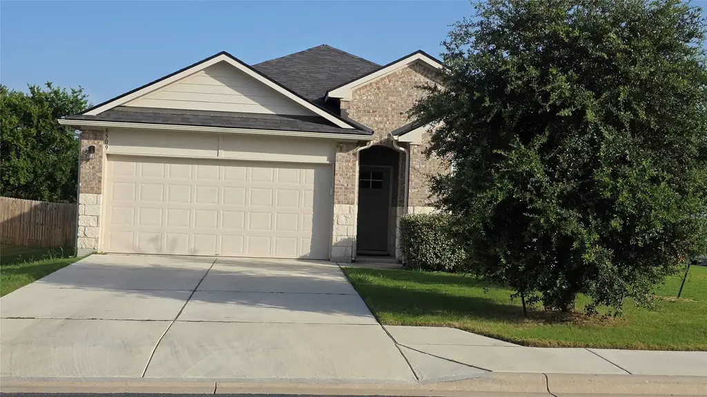 6509 Kildare Drive, Georgetown