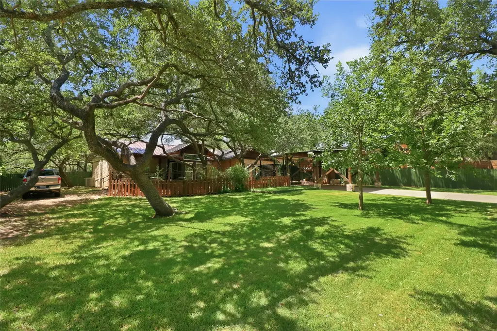 102 N Lake Hills Drive, Austin