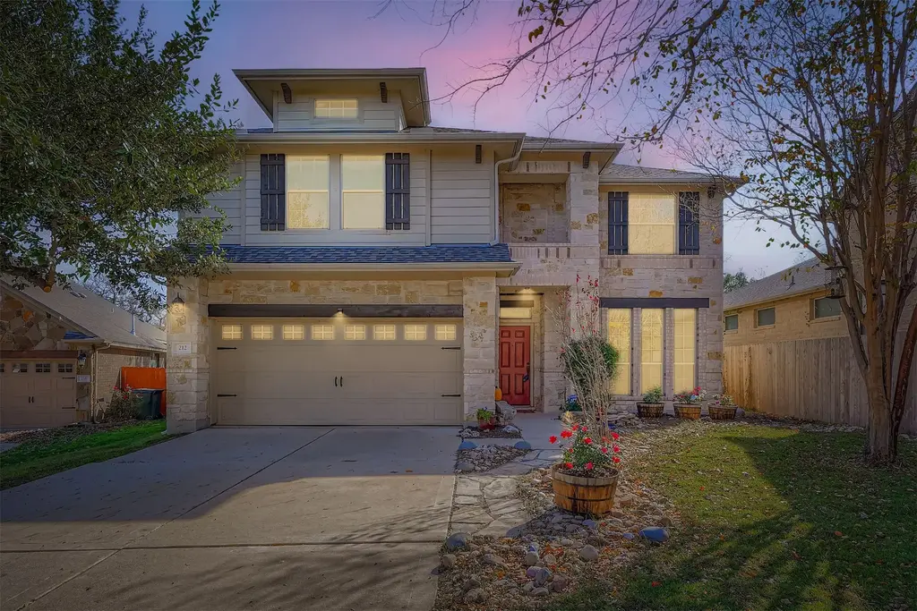 212 Great Circle Cove, Austin