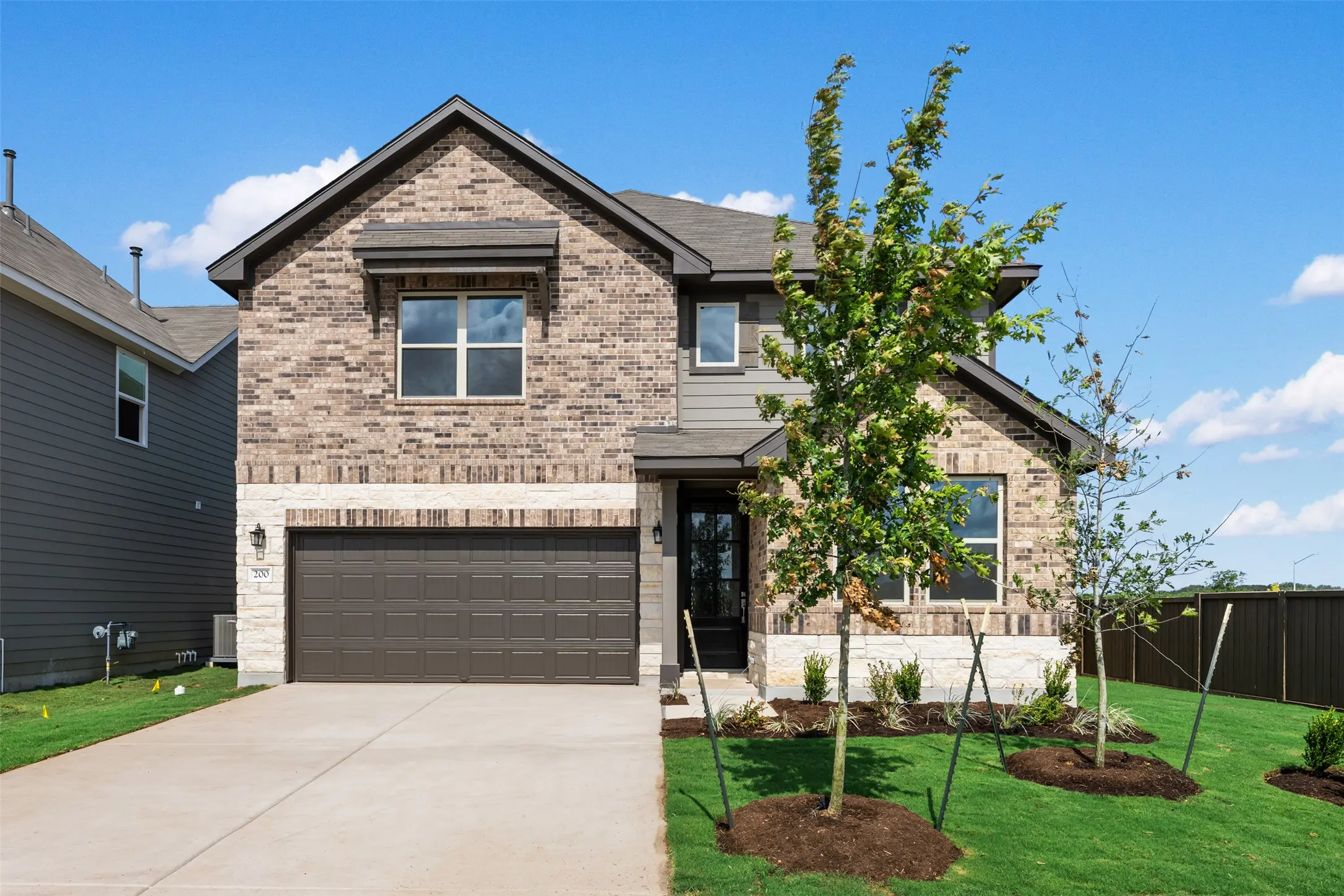 Photo of Listing #3408384