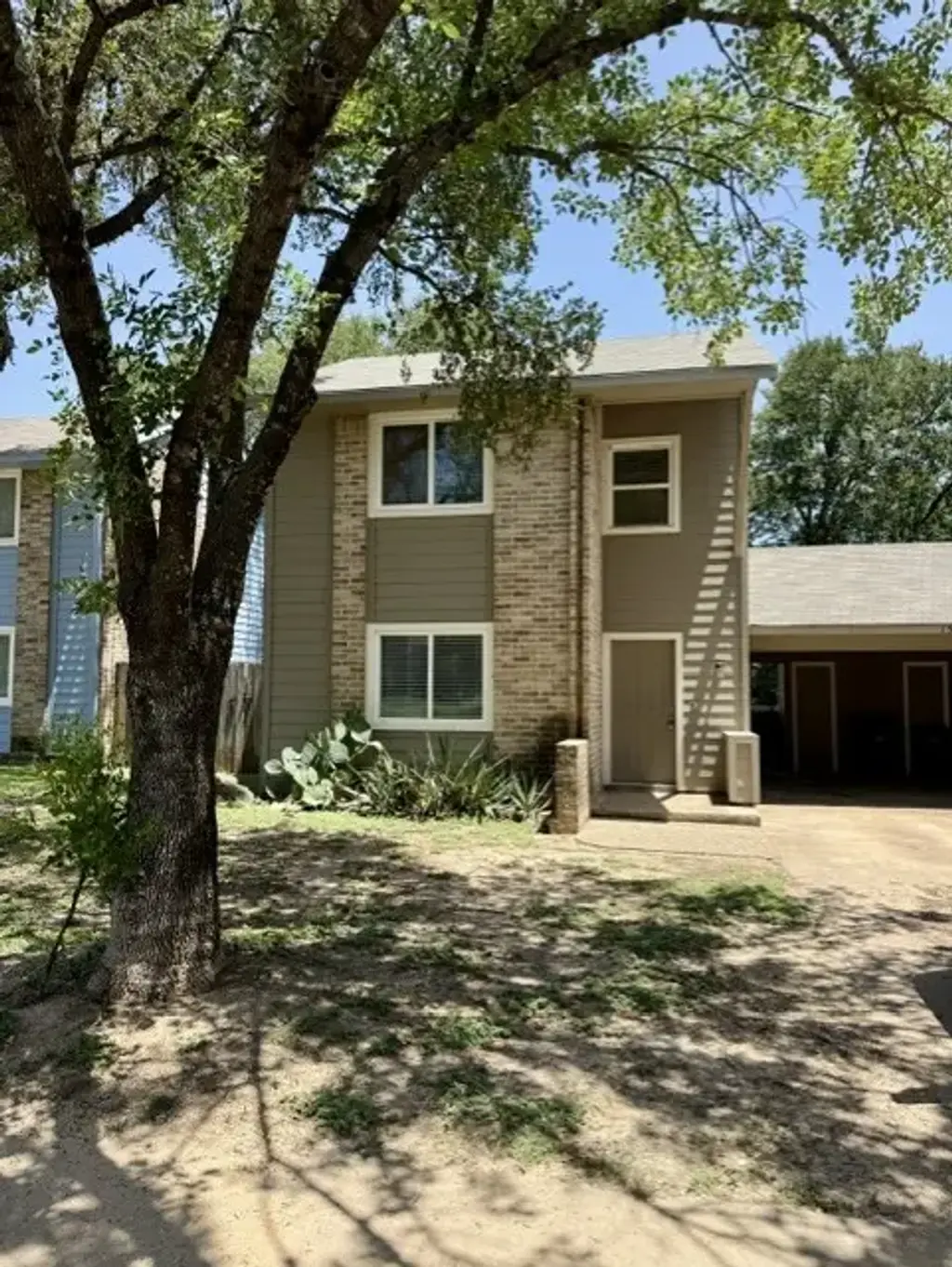 1500 Summer Creek Drive, Austin