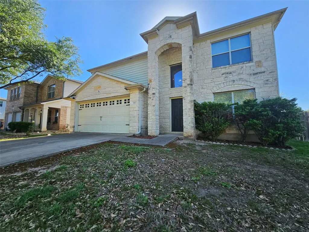 580 Hometown Parkway, Kyle
