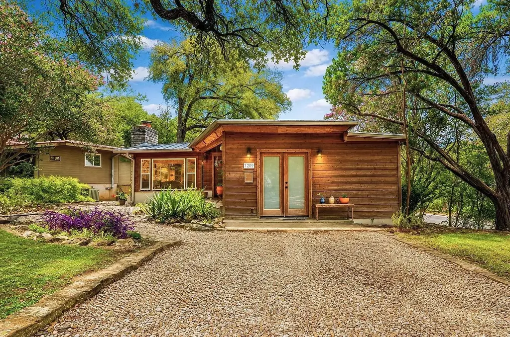 2209 La Casa Drive, Austin