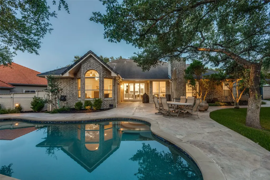 6 Stillmeadow Court, The Hills