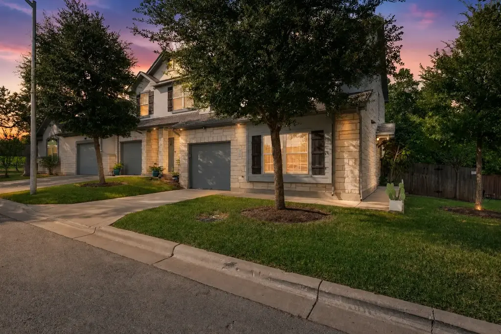 7205 Ray Charles Drive, Austin