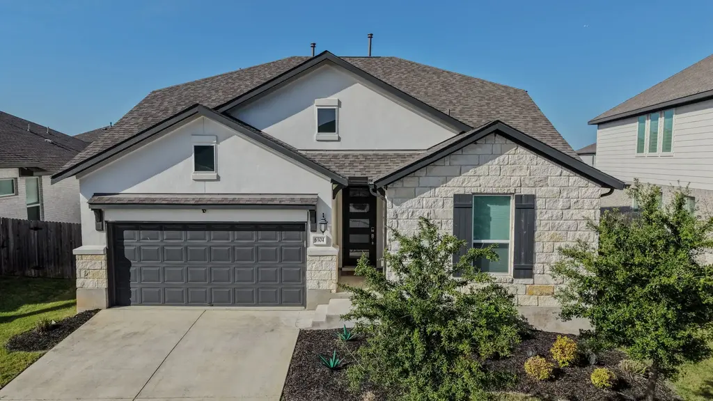 6504 Velvet Leaf Lane, Buda