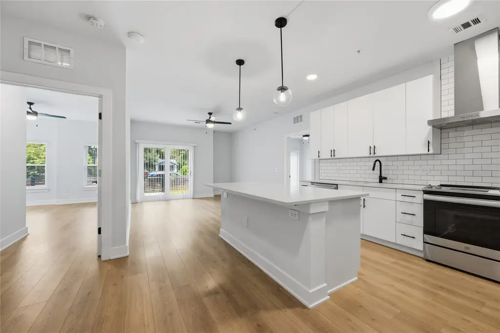 3101 Govalle Avenue 101, Austin