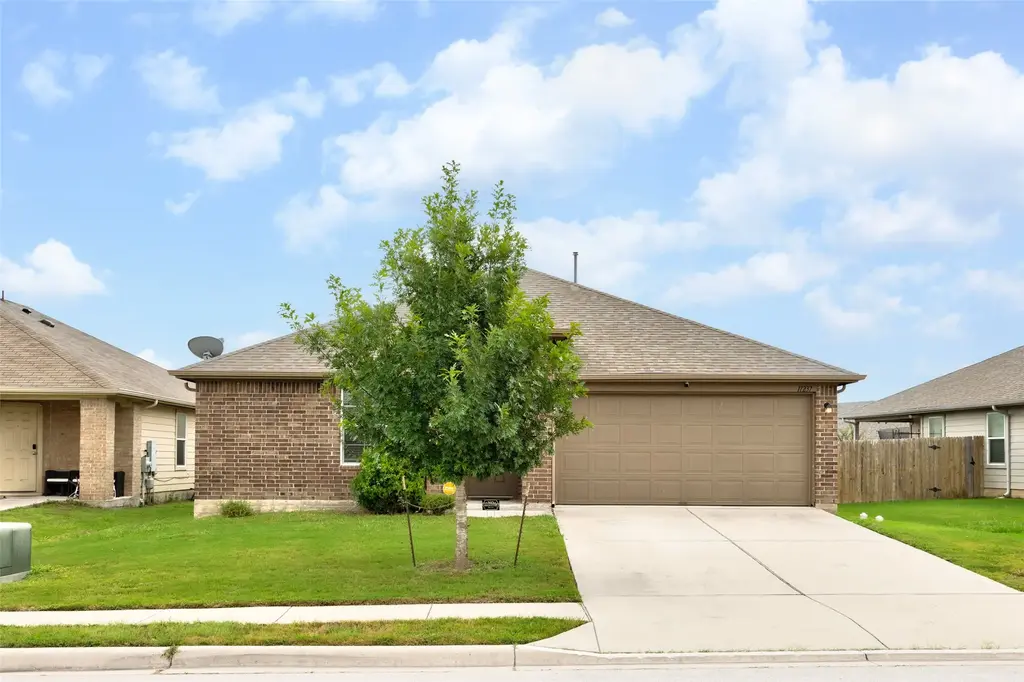 11237 Malta Drive, Manor