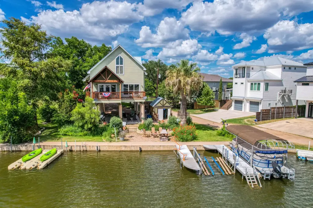 1605 Glencove Drive, Kingsland