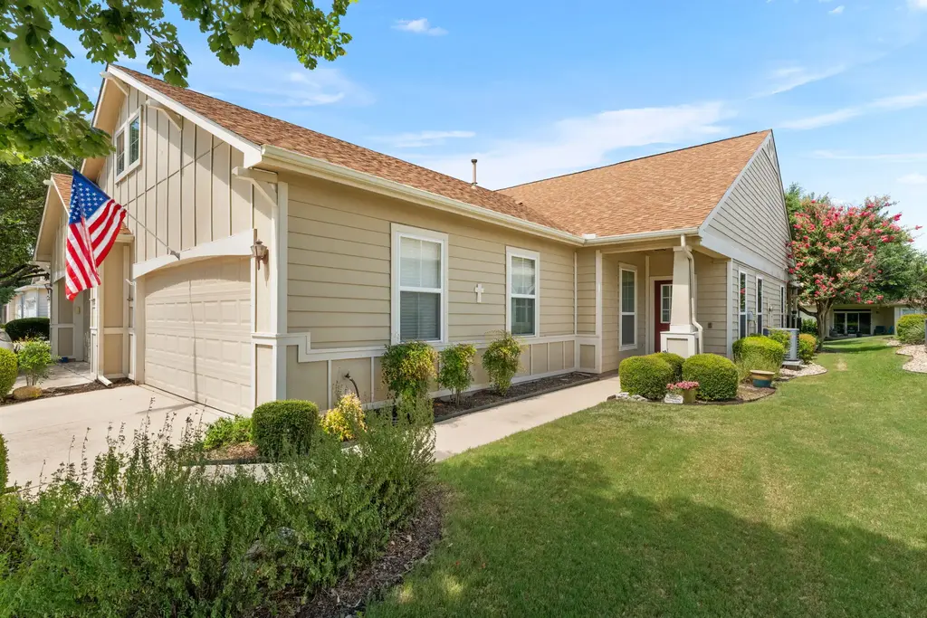 334 Portsmouth Drive, Georgetown