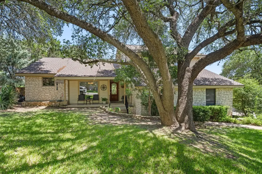 104 El Norte Court, Lakeway