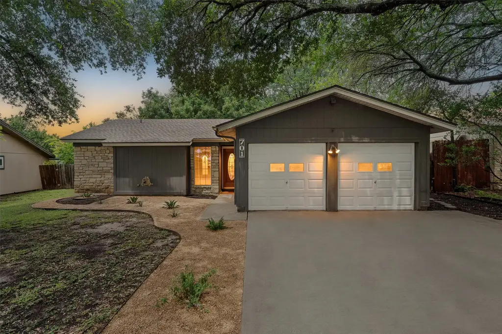 701 Riverwood Drive, Cedar Park