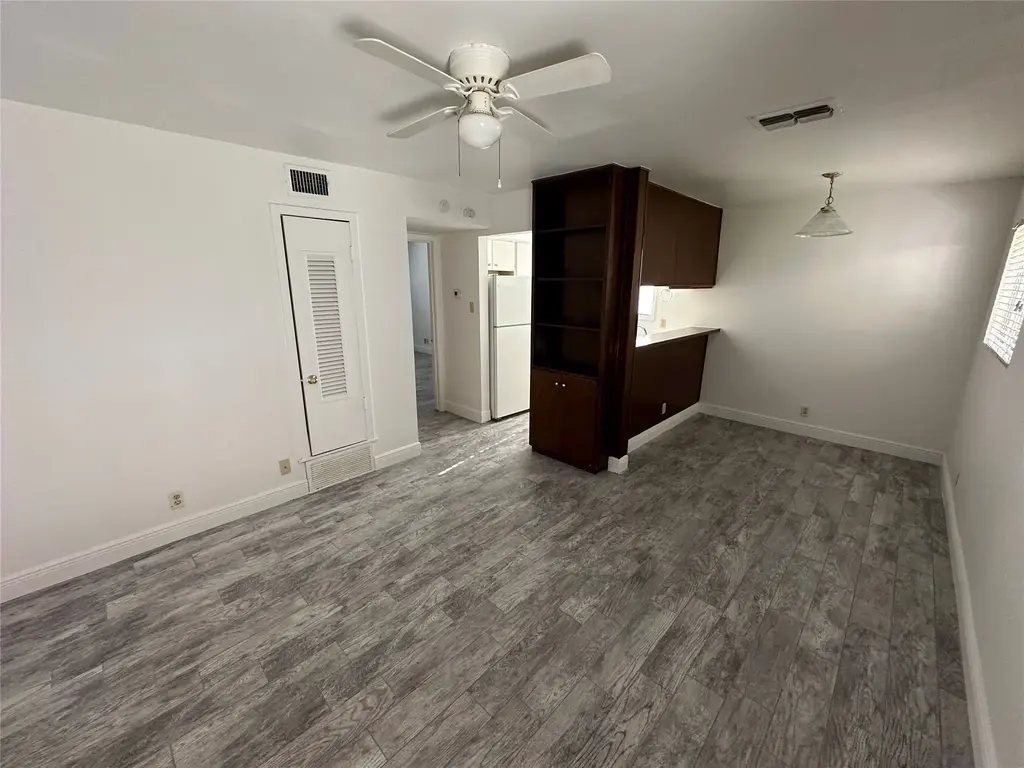 104 E 32nd Street 103, Austin