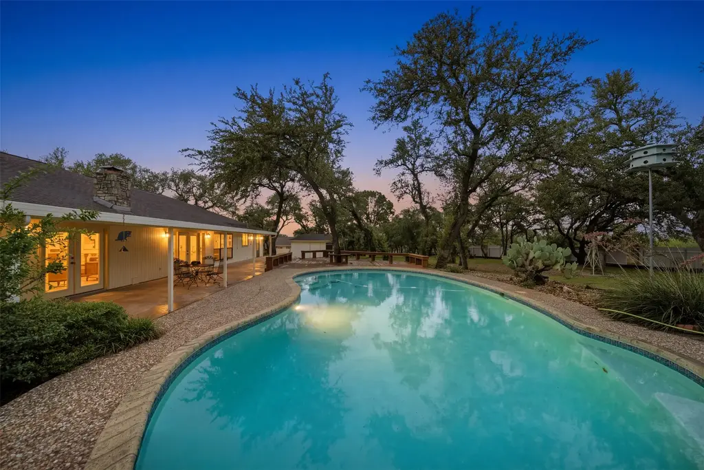 1013 Hidden Hills Drive, Dripping Springs