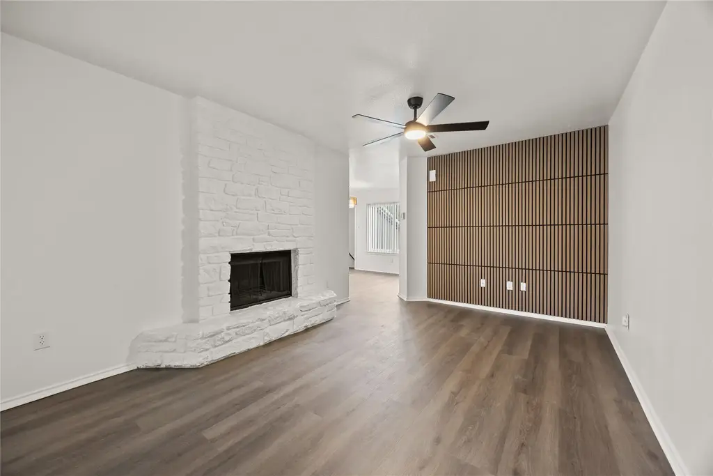 1750 Timber Ridge Road 101, Austin