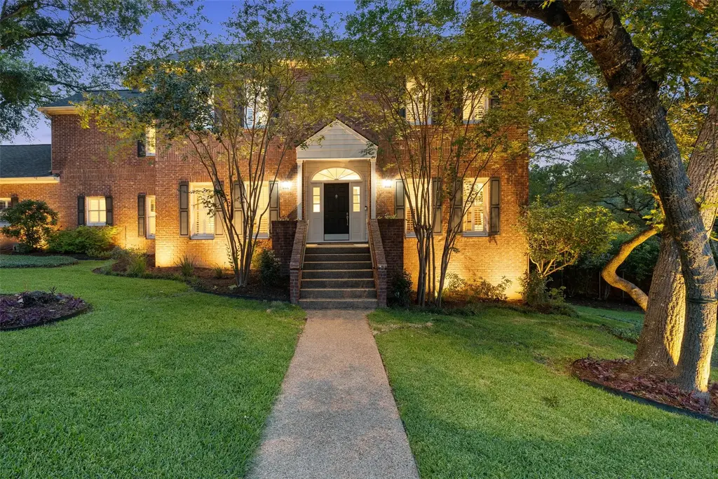 2922 Thousand Oaks Drive, Austin