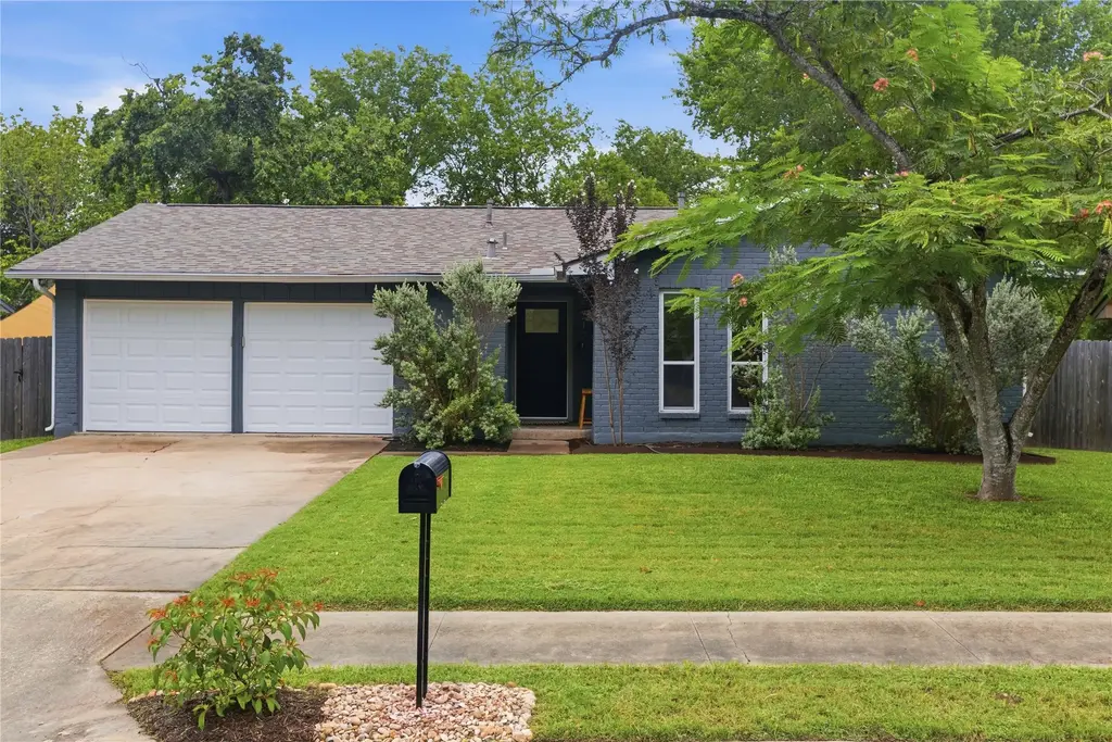 5710 Boulder Creek, Austin