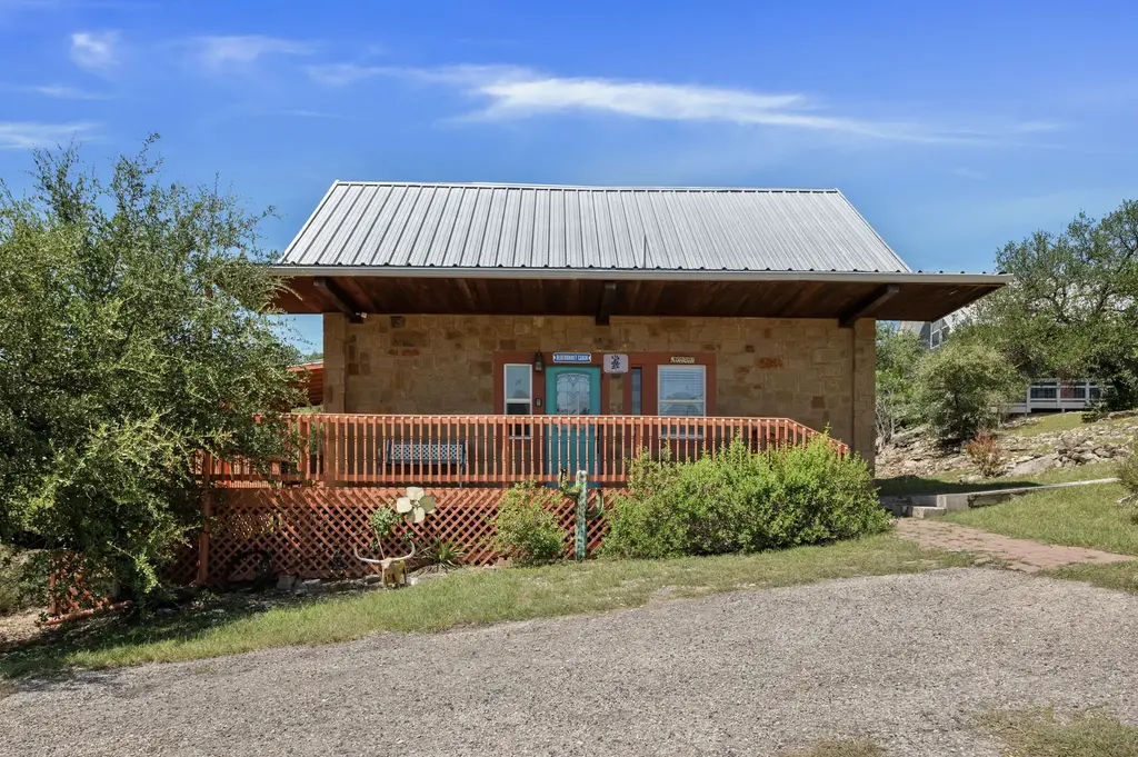 28525 Paradise Manor Drive, Marble Falls