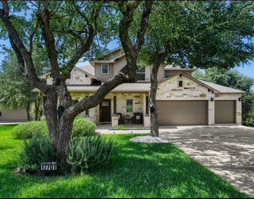 17701 Linkwood Drive, Dripping Springs