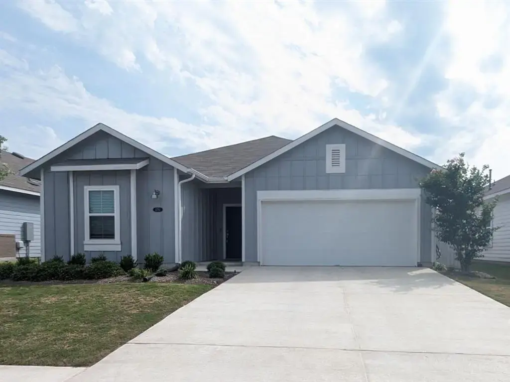 2751 Winding Creek Road, Kyle