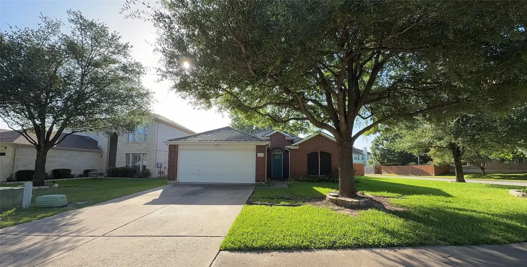 645 Arrowood Place, Round Rock
