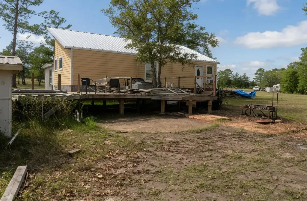240 Pine Valley Drive, Paige