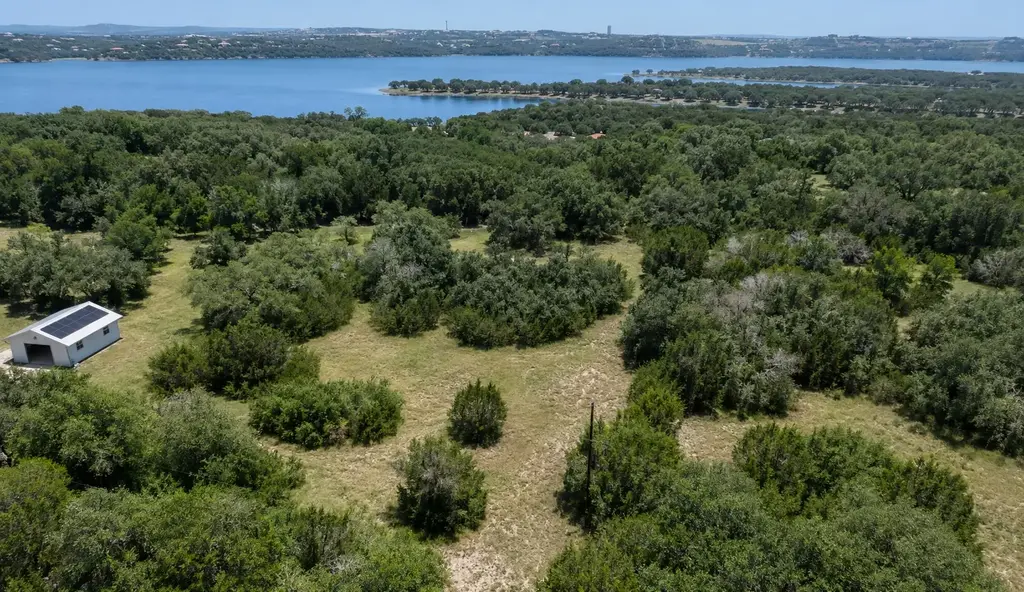3404 Oak Forest Drive, Lago Vista
