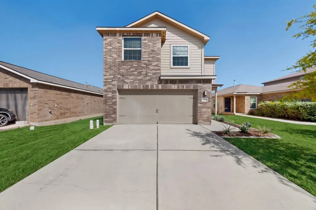 1382 Breanna Lane, Kyle