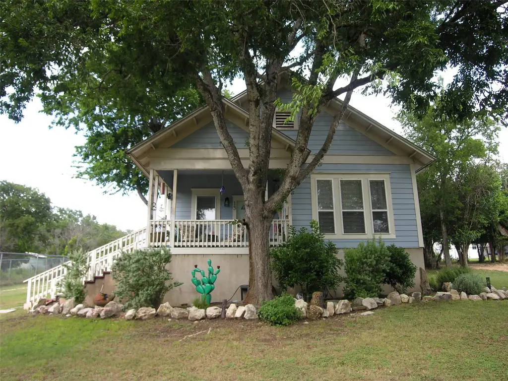 13 Cockrell Circle, Lampasas