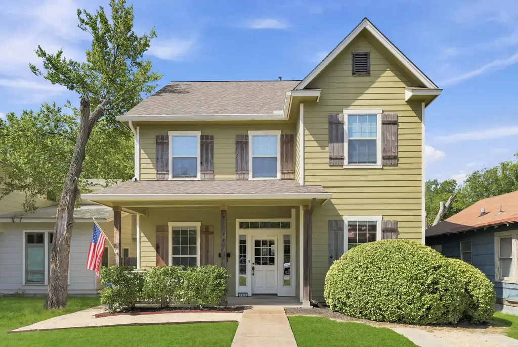 943 E 50th Street, Austin
