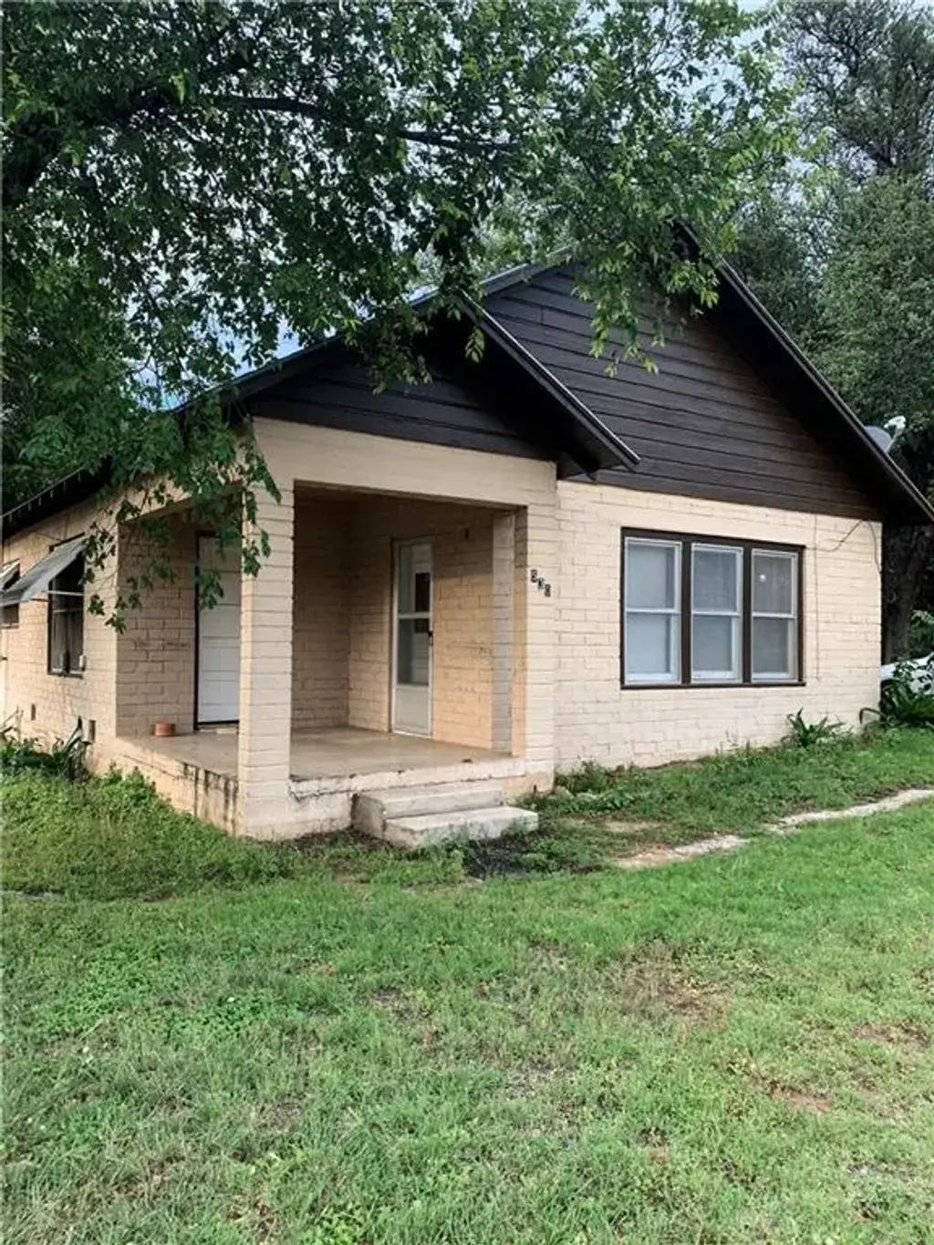 530 Bryan Avenue, Mason