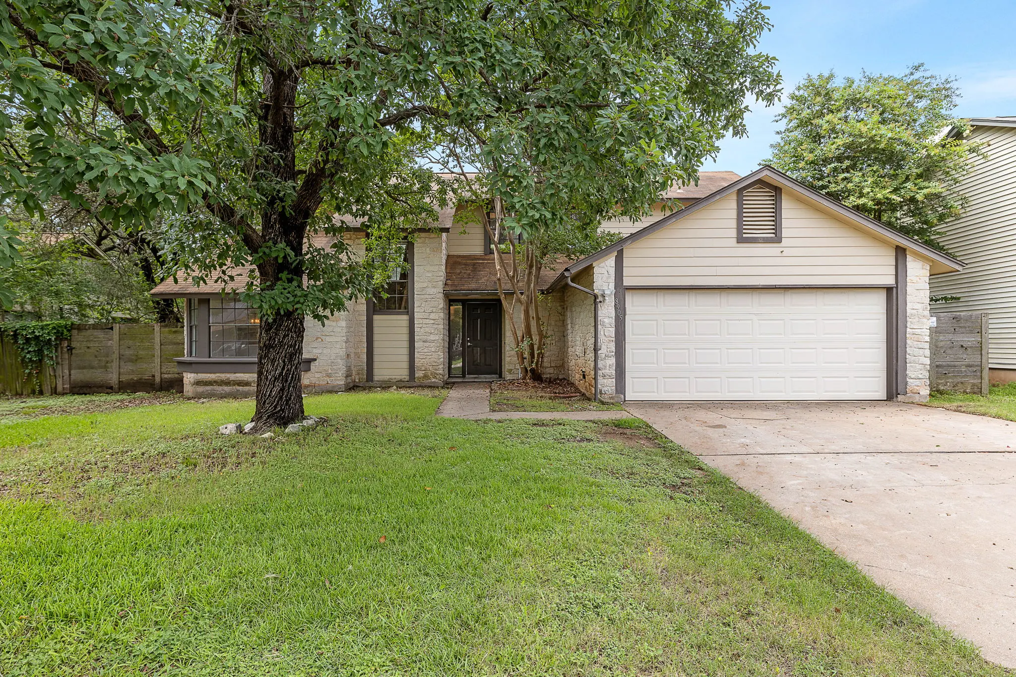 Photo of Listing #3525059