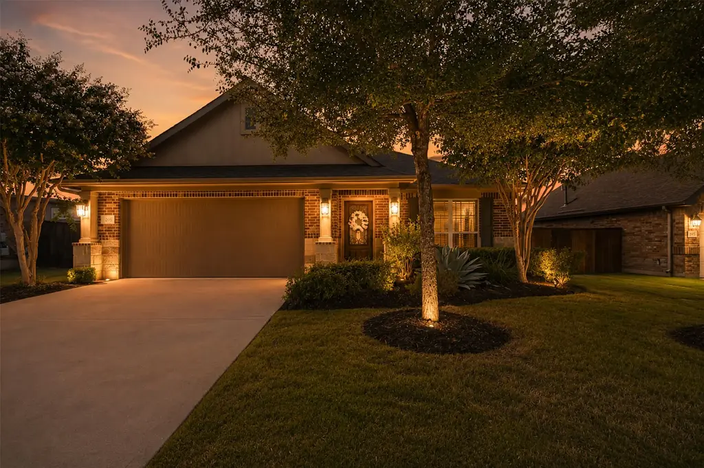 205 Summer Azure Street, Georgetown