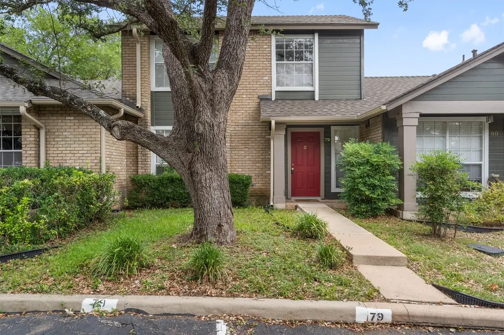 1015 E Yager Lane 79, Austin