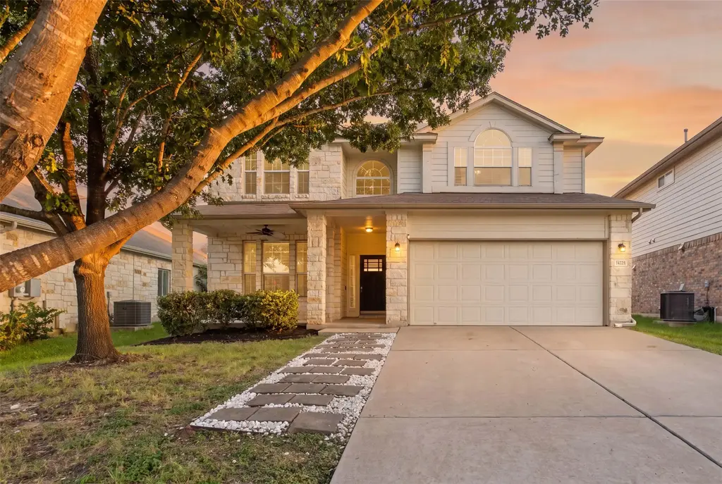 14225 Canyon Trail, Austin