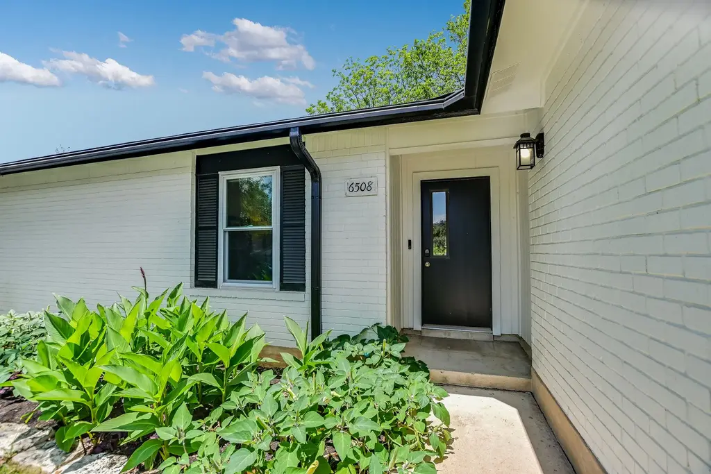 6508 Sunnysky Way, Austin