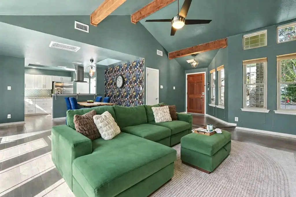 7207 Winecup Hollow, Austin