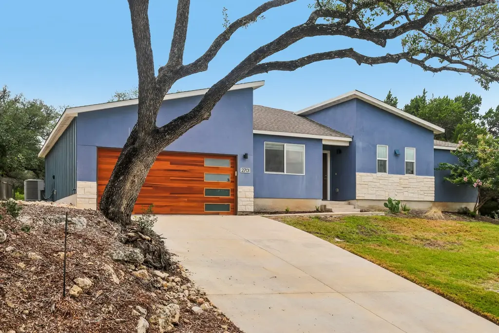 2701 Warren Cove, Lago Vista