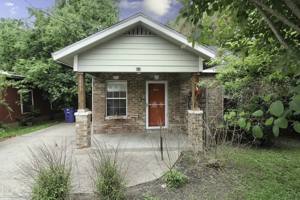 5411 Hudson Street, Austin